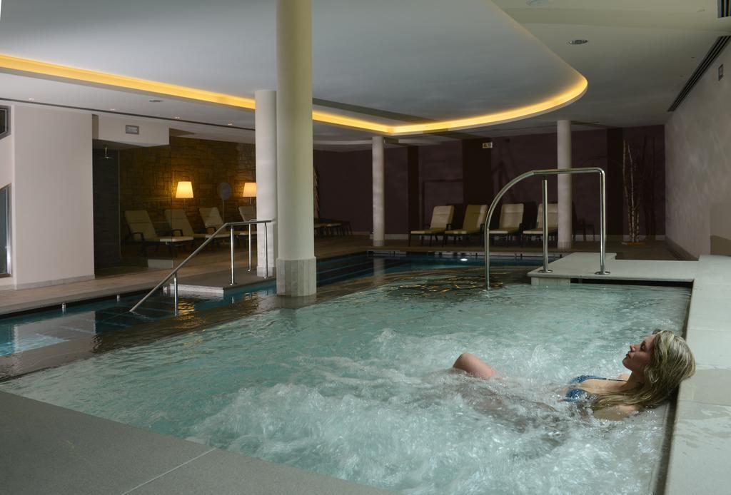 Hotel Ambassador Levico Terme Exterior photo