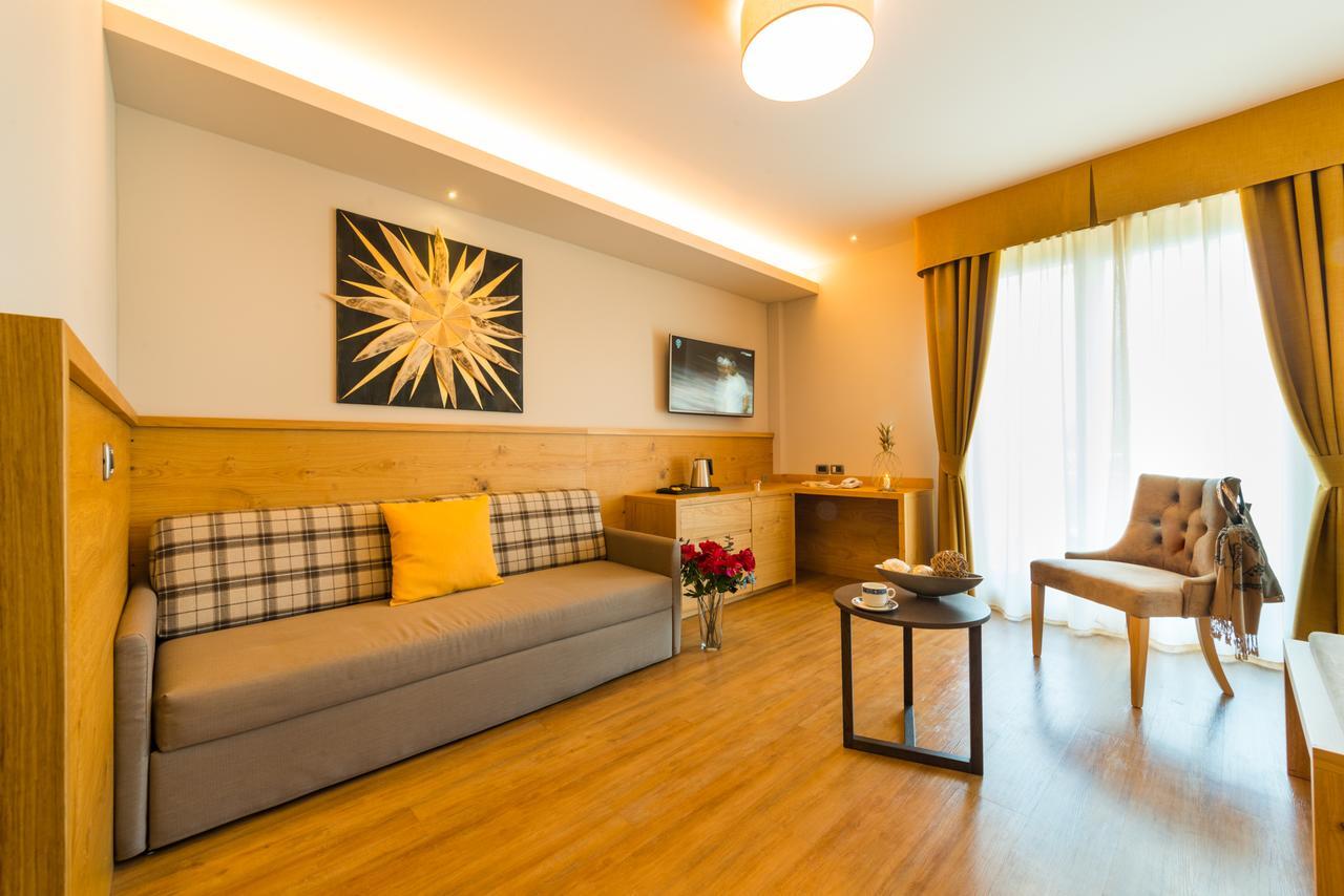 Hotel Ambassador Levico Terme Exterior photo